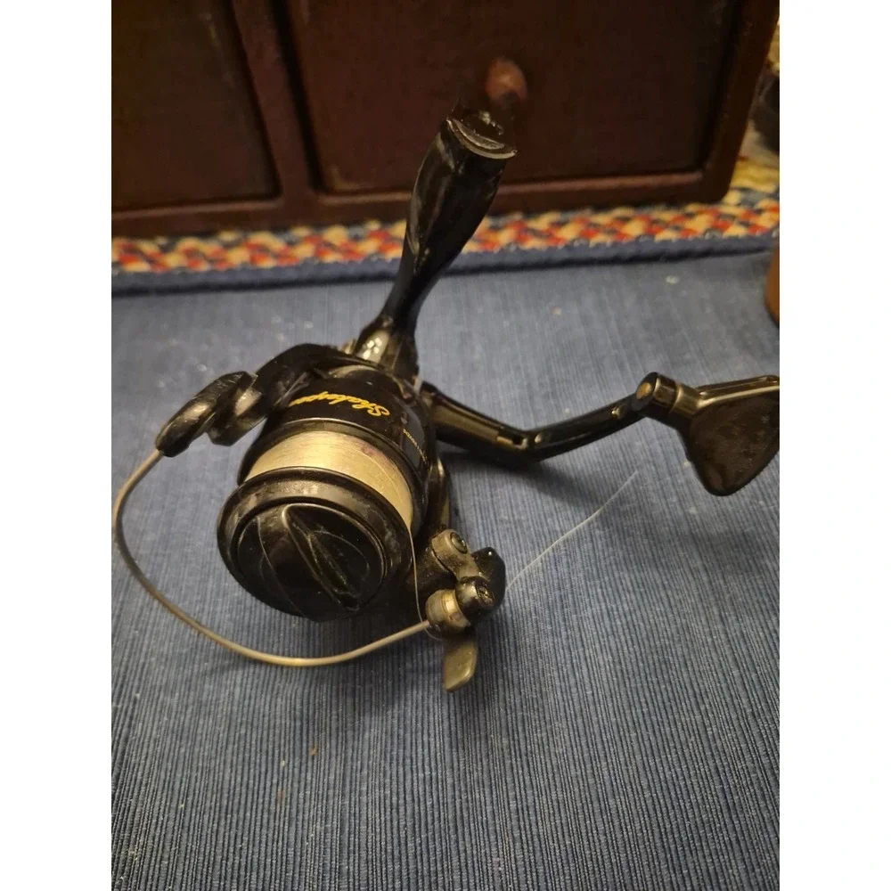 Shakespeare 35 spinning Fishing Reel Black